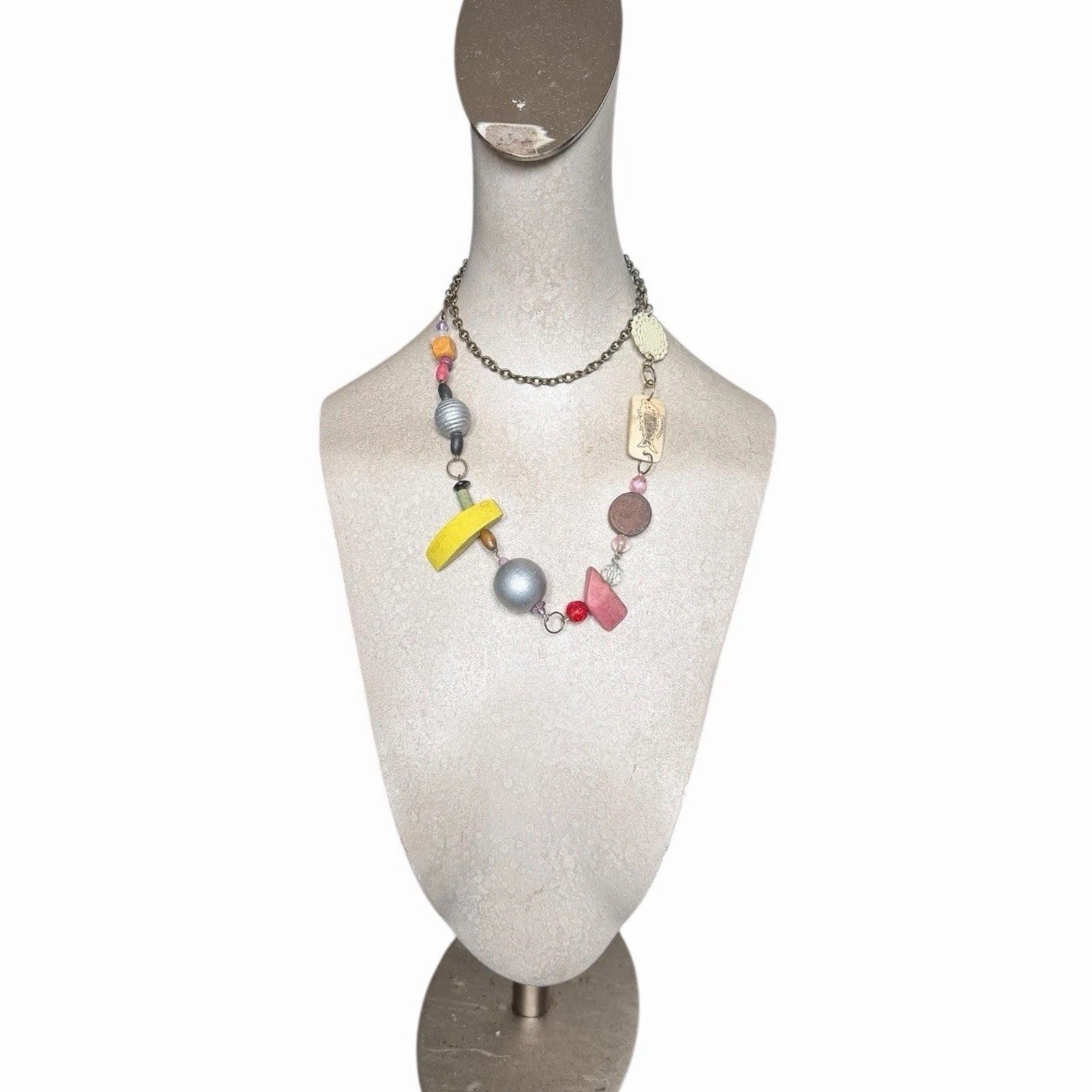 Vintage 1980s Bohemian Multi-Color Mixed Media Beaded Statement Necklace 18$